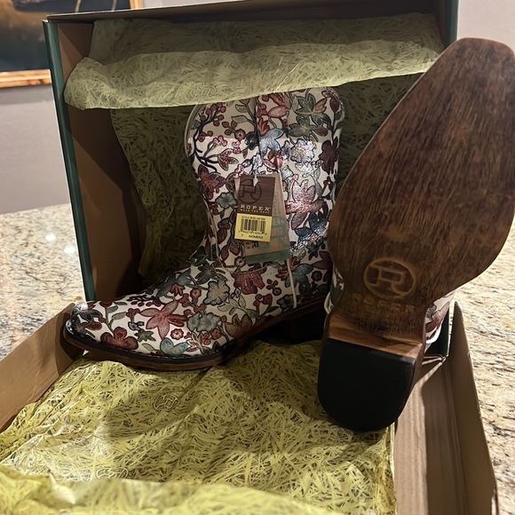 Roper boot - Picture 4 of 6